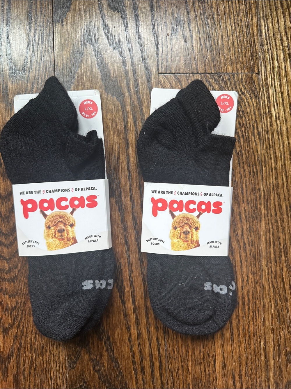 Pacas Men’s Black Alpaca Blend No-Show Socks